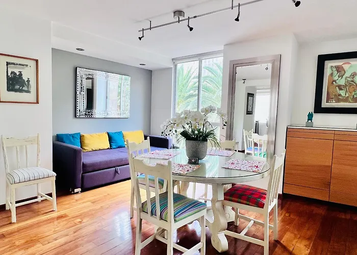 4 High-End Apartments With A Private Rooftop In Exclusive Roma Norte For Up To 22 Guests