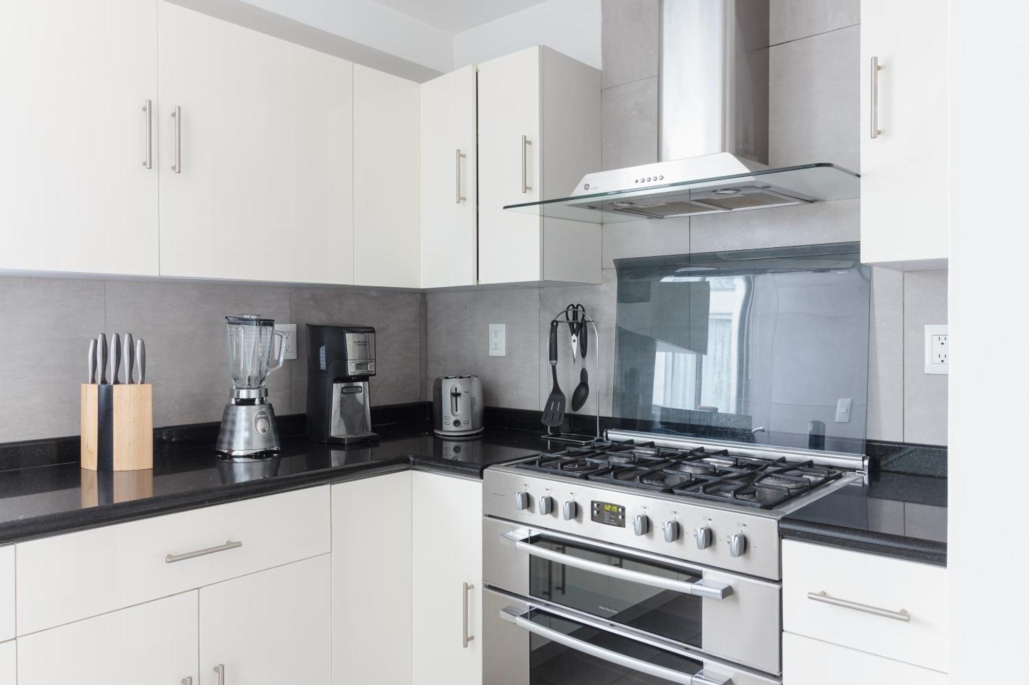Appartement 4 High-end With A Private Rooftop In Exclusive Roma Norte For Up To 22 Guests Mexico-stad
